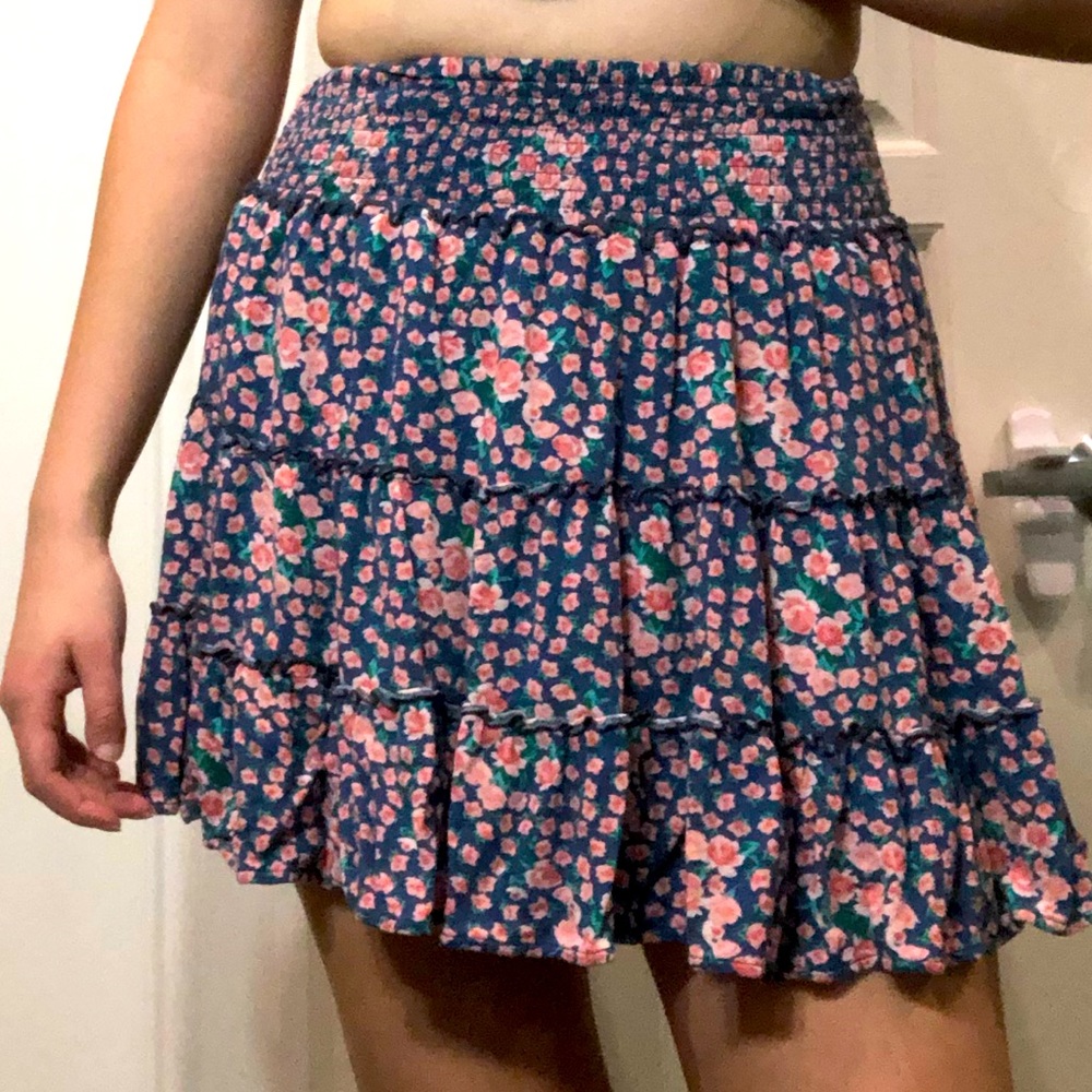 I am selling this beautiful purple flowing skirt.